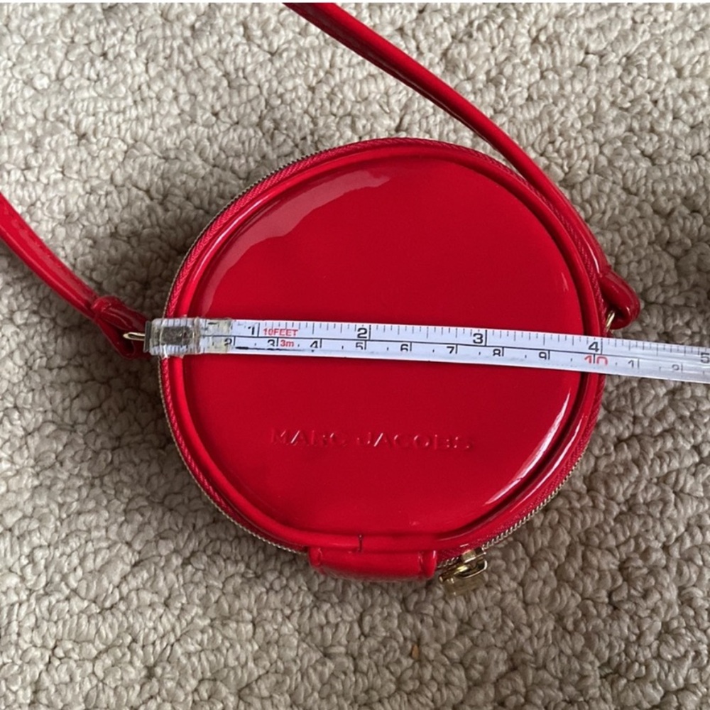 Marc Jacobs Vibrant Red Crossbody Bag Modern Minimalist Design - Picture 10 of 12